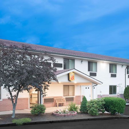 Super 8 By Wyndham Augusta Hotel Exterior photo